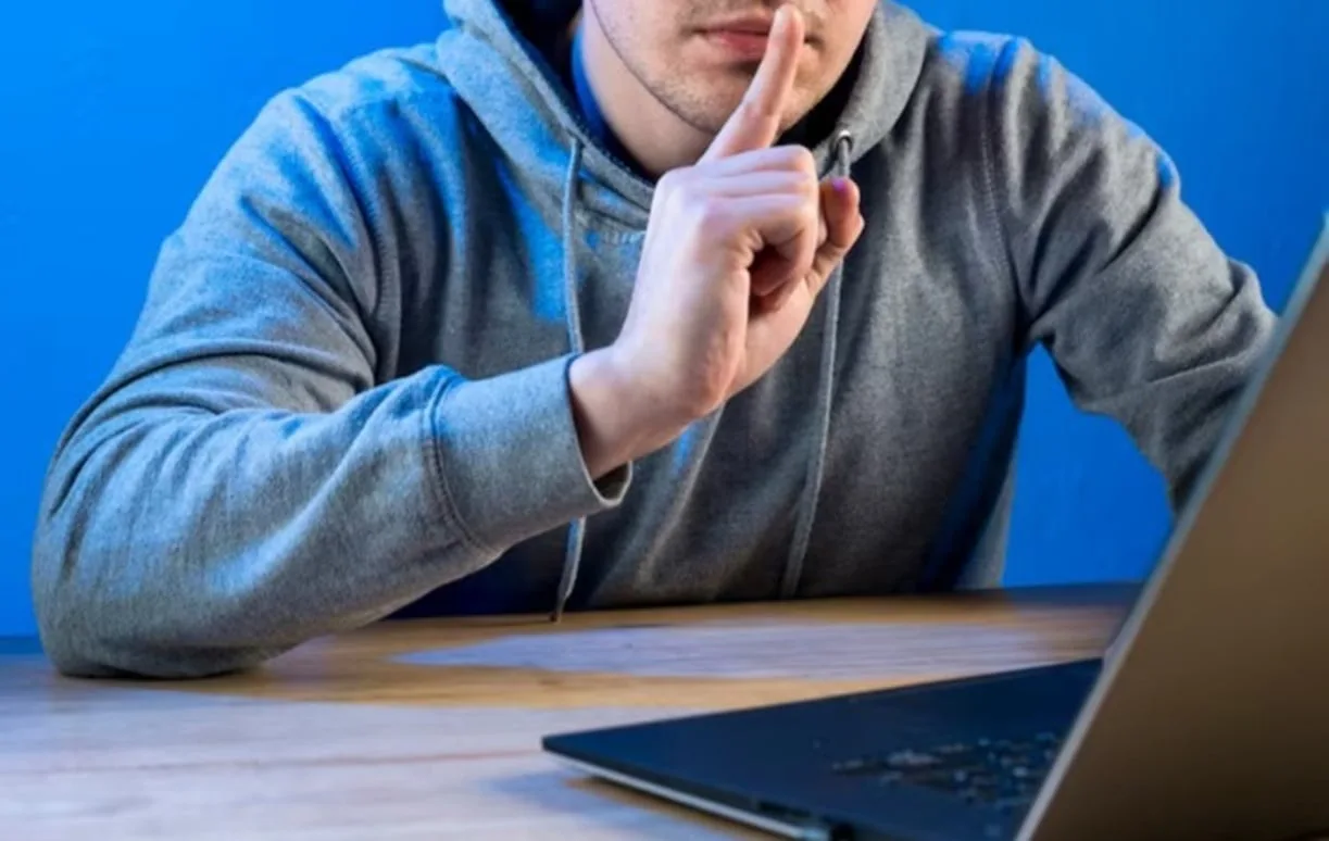 maior-site-porno-do-reino-unido-tem-queda-de-75%-na-audiencia-apos-nova-regra;-veja-qual