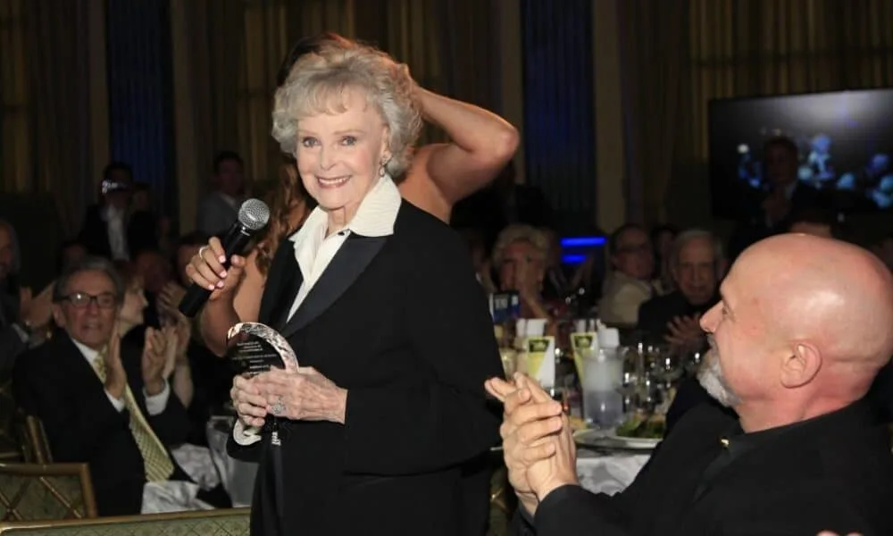 june-lockhart,-star-of-lassie-and-lost-in-space,-dies-at-100-in-santa-monica