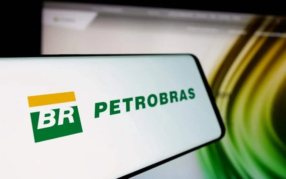 petrobras-planeja-pdv-para-mil-aposentados-em-busca-de-economia