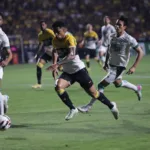 goias-vence-criciuma,-encerra-jejum-de-vitorias-e-retorna-ao-g4-da-serie-b