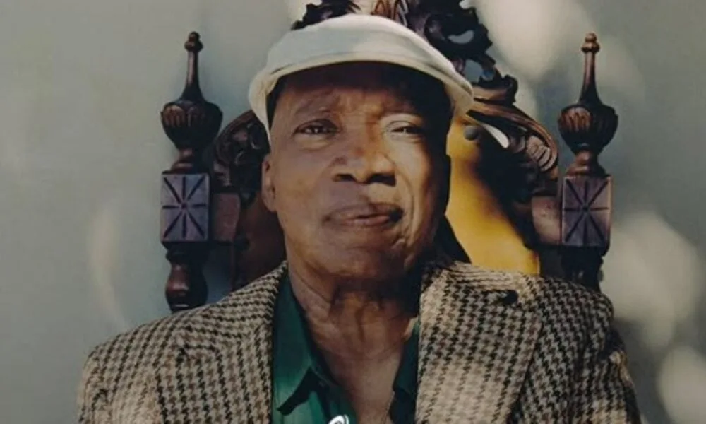 milton-nascimento-completa-83-anos-com-legado-eterno-na-musica-brasileira