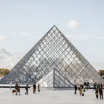 policia-prende-dois-suspeitos-de-participar-do-roubo-de-joias-do-louvre