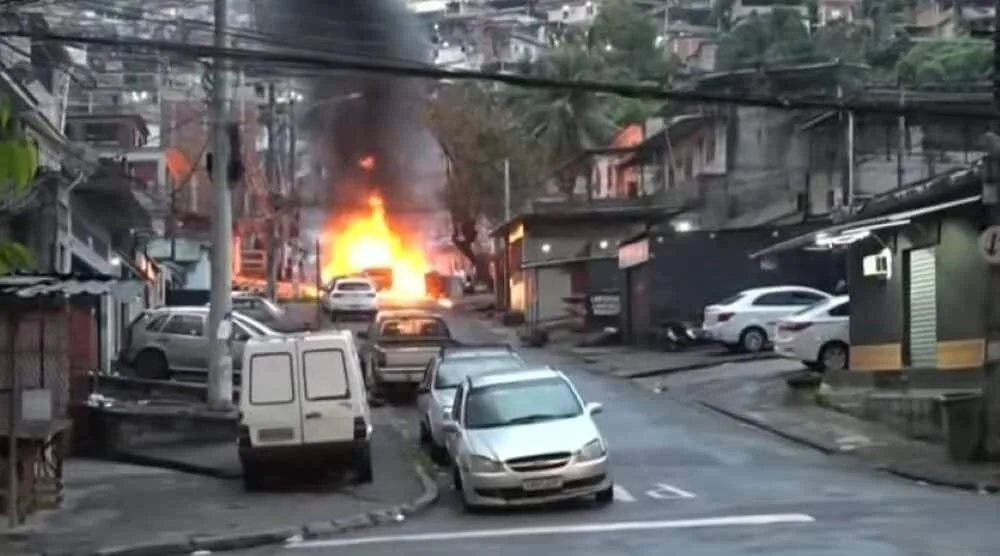 relatorio-da-guerra-do-rio-de-janeiro-contra-o-comando-vermelho-ate-o-momento-com-64-mortos