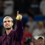 numero-1-do-mundo,-carlos-alcaraz-e-eliminado-na-estreia-do-masters-1000-de-paris-com-derrota-para-britanico