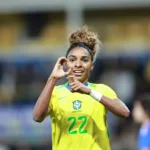 brasil-derrota-italia,-em-parma,-e-fecha-data-fifa-em-solo-europeu-com-100%-de-aproveitamento