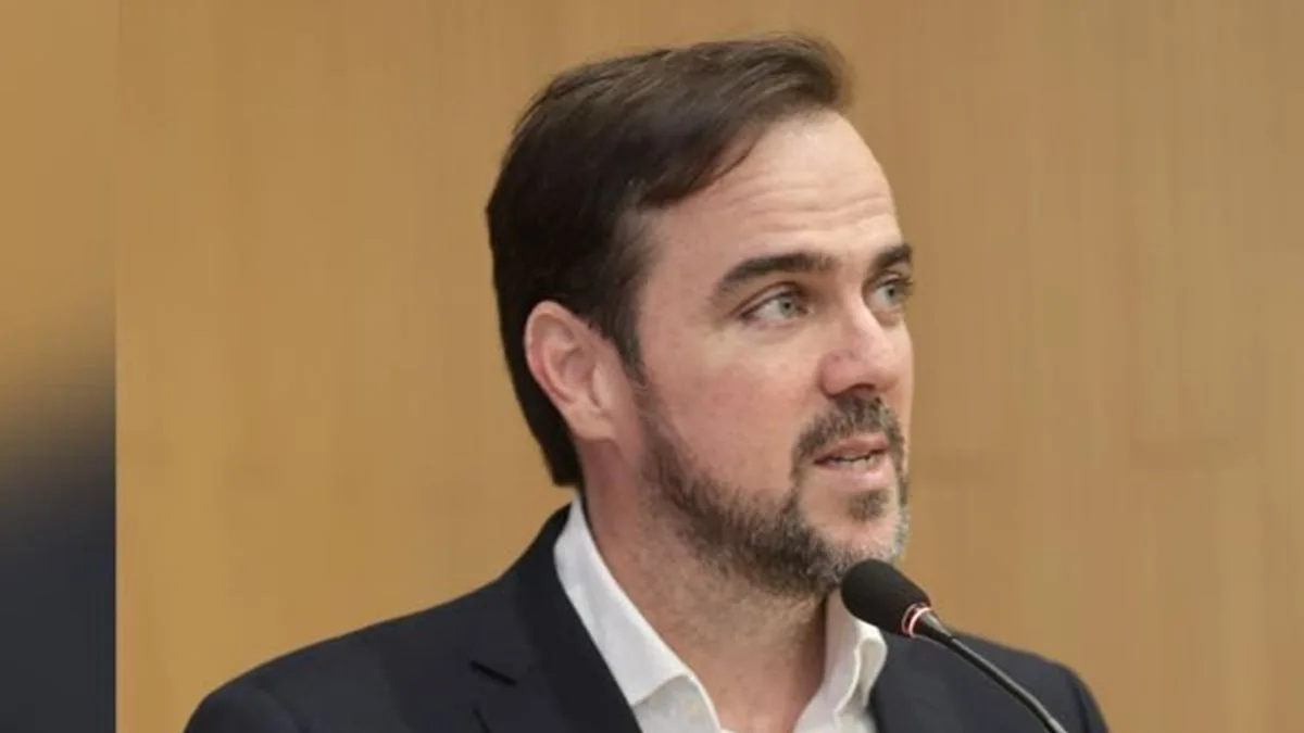 ‘trabalho-para-ser-segundo-nome-ao-senado-com-gracinha’,-diz-mendanha