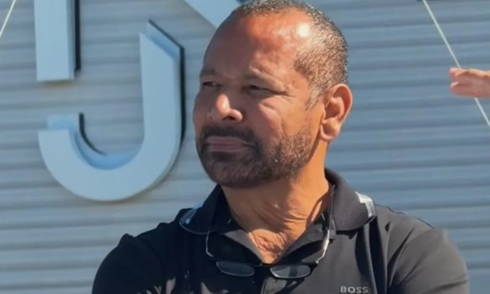 neymar-pai-anuncia-r$-1-bilhao-em-complexo-com-estadio-moderno-e-hard-rock-hotel-em-santos