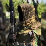 musa-do-crime-japinha:-foto-revela-penelope-armada-antes-de-morrer-nos-morros-do-alemao