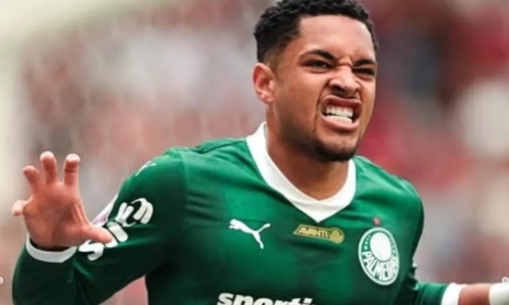 vitor-roque-joga-hoje?-onde-assistir-ao-vivo-palmeiras-x-ldu-em-duelo-pela-libertadores