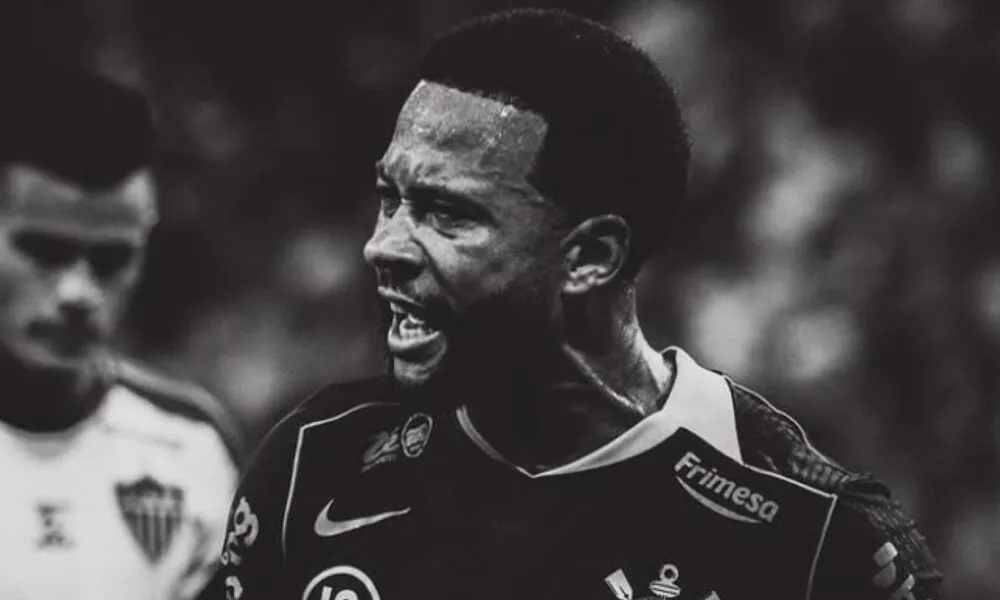 memphis-depay-envia-apoio-a-oruam-apos-megaoperacao-no-rj-com-121-mortos-no-alemao-e-penha