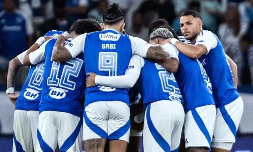 flamengo-lidera-em-valor-de-elenco-no-brasileirao-2025-com-r$-1,2-bilhao-contra-r$-791-milhoes-do-cruzeiro