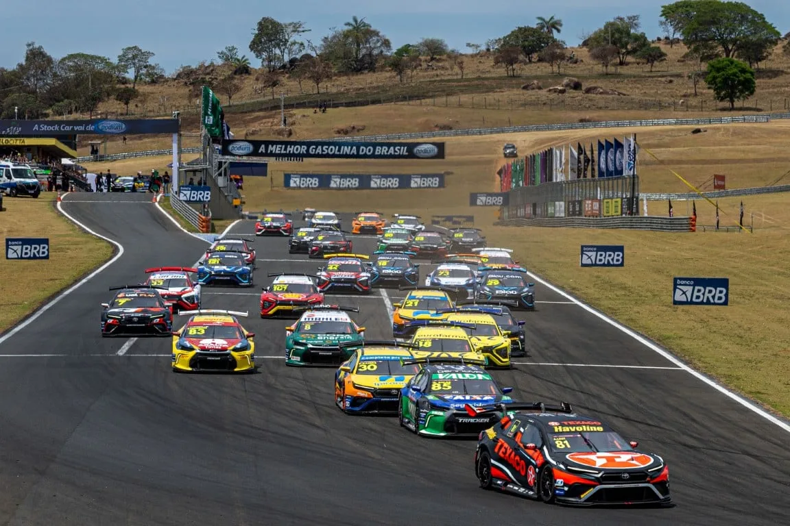 oitava-etapa-da-stock-car-fecha-jornada-dupla-“quente”-no-velocitta