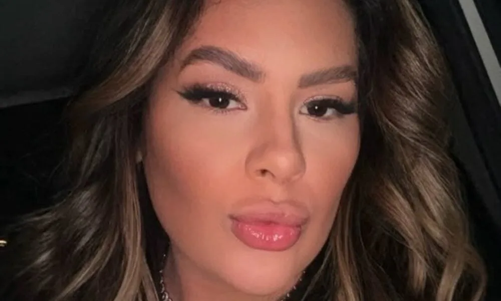 rafaela-del-bianchi-perde-a-vida-em-colisao-grave-na-madrugada;-ex-namorada-de-jogadora-e-arremessada-de-veiculo