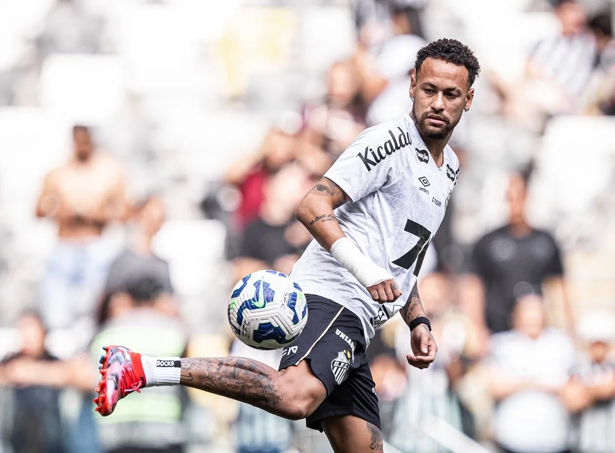 ‘sempre-a-mesma-coisa’:-jornal-espanhol-critica-‘desaparecimento’-de-neymar-das-convocacoes-da-selecao