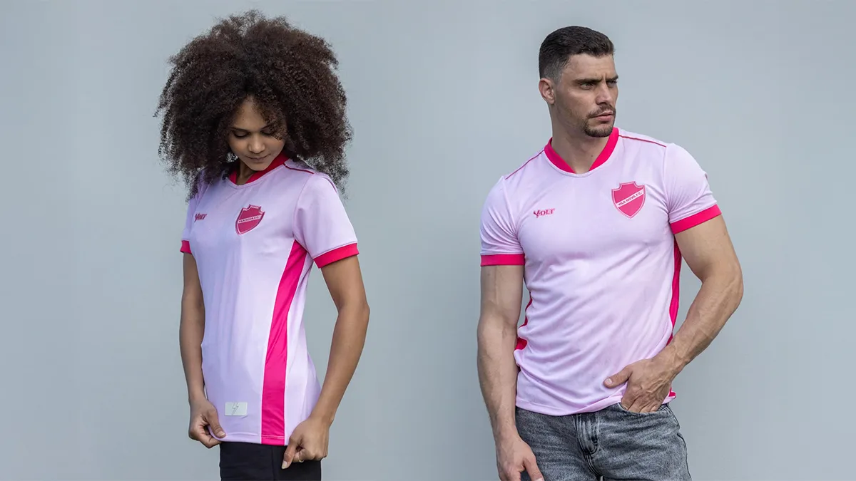 vila-nova-lanca-camisa-em-apoio-ao-outubro-rosa;-confira-o-preco