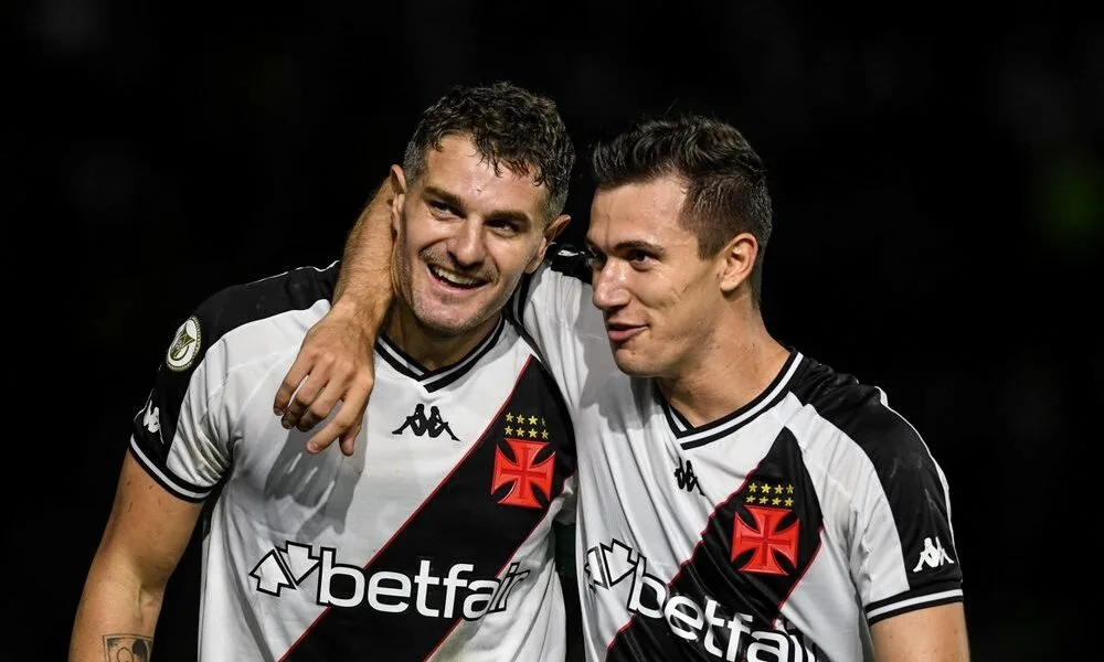 minuto-a-minuto-ao-vivo-vasco-x-vitoria-onde-assistir-pelo-brasileirao-hoje-as-16h