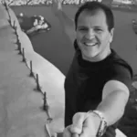 alexandre-carvalho,-marido-de-isabelle-nasser,-e-velado-no-caju-apos-acidente-domestico-fatal-no-rio-de-janeiro