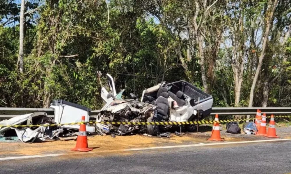 acidente-na-mogi-bertioga-mata-um-e-fere-cinco-em-colisao-proxima-a-taiacupeba-nesta-segunda