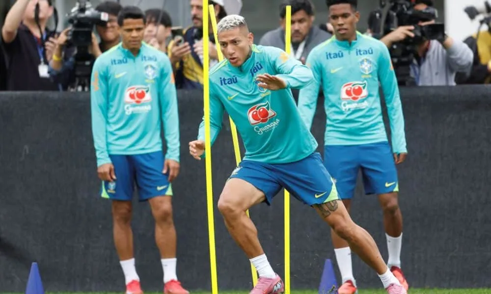 orlando-city-propoe-projeto-de-carreira-a-richarlison-do-tottenham,-mas-valor-de-40-milhoes-de-euros-trava-acordo