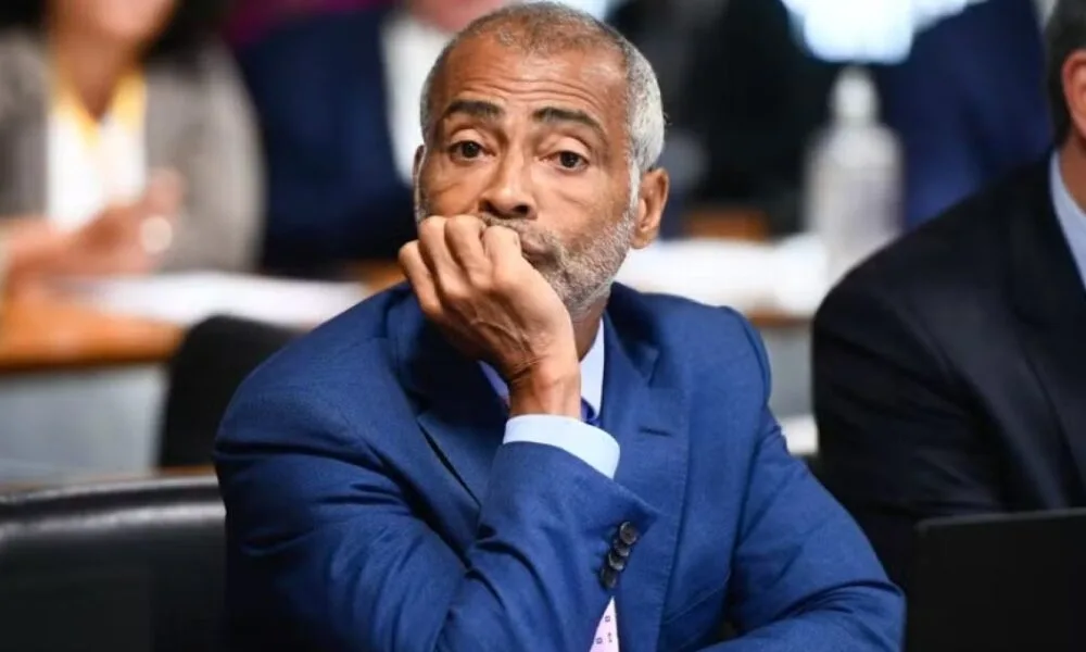 stj-suspende-leilao-de-mansao,-lancha-e-carros-de-romario-avaliados-em-r$-10,8-milhoes