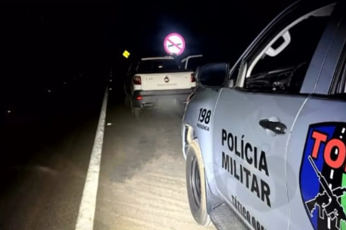 pm-encontra-menina-de-13-anos-dopada-do-carro-do-ex-namorado-com-outros-dois-homens-na-go-230