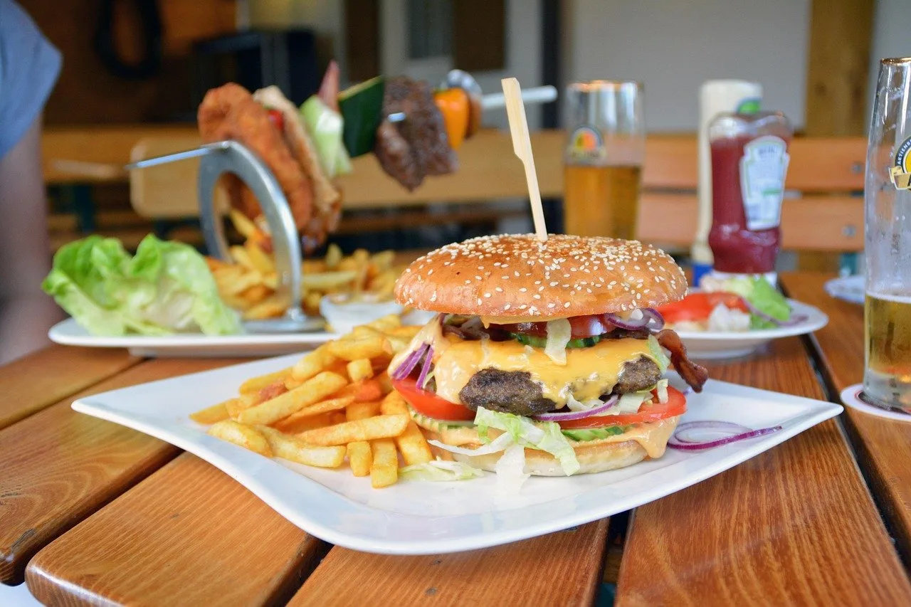 europa-quer-proibir-uso-de-termos-como-‘hamburguer’-e-‘salsicha’-em-produtos-sem-carne
