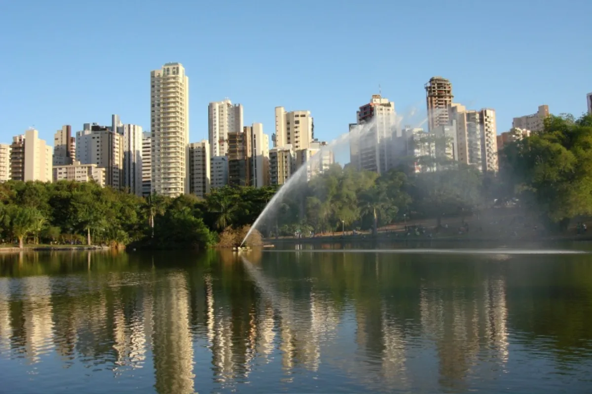 vendedores-de-agua-de-coco-do-vaca-brava-se-preocupam-com-pressao-da-prefeitura