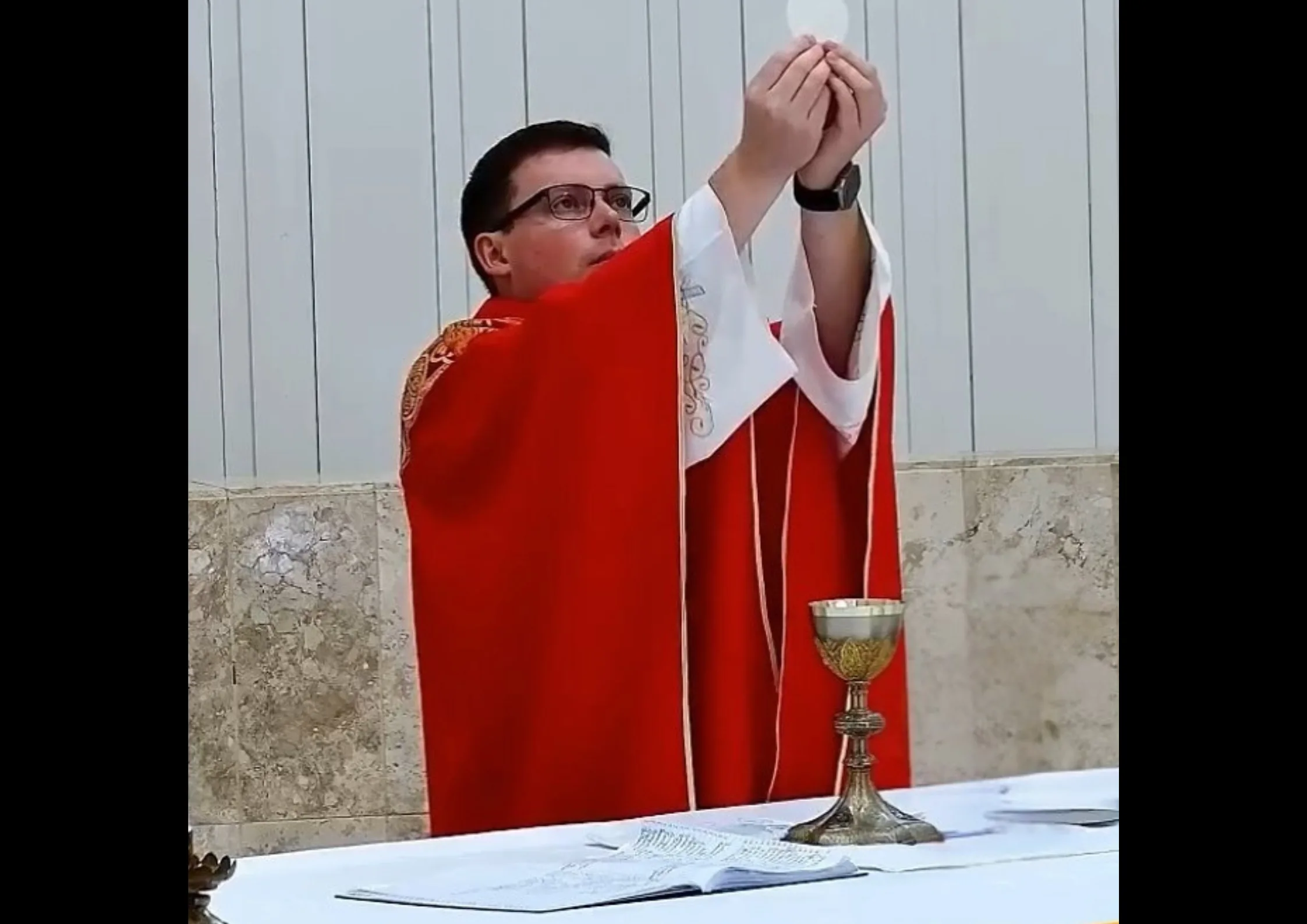 padre-se-recusa-a-atender-pedidos-de-oracoes-por-odete-roitman