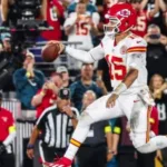 chiefs-x-lions-na-nfl-2025:-onde-assistir-ao-vivo-ao-jogo-deste-domingo-em-kansas-city