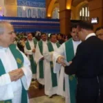 papa-leao-xiv-abencoa-imagem-de-nossa-senhora-aparecida-e-publica-foto-no-dia-da-padroeira