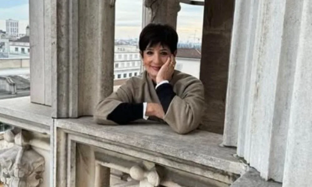 monica-waldvogel,-pioneira-no-jornalismo-economico,-marca-presenca-em-coberturas-historicas