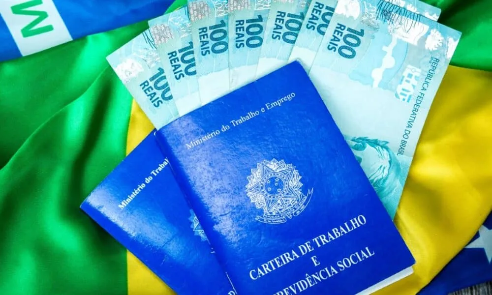 salario-minimo-2025-fixado-em-r$-1518:-projecoes-indicam-r$-1631-em-2026-e-r$-1.724-em-2027