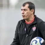 com-foco-na-organizacao-e-eficiencia,-confira-um-pouco-do-estilo-de-fabio-carille,-novo-tecnico-do-goias