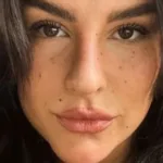 Kéfera rebate críticas a vídeo sobre exposição na internet e revela ser xingada diariamente há 15 anos 3 kefera-rebate-criticas-a-video-sobre-exposicao-na-internet-e-revela-ser-xingada-diariamente-ha-15-anos