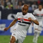 lucas-moura-joga-hoje?-onde-assistir-gremio-x-sao-paulo-em-duelo-pelo-brasileirao-as-19h