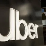 uber-exclui-hb20-e-sandero-de-categoria-comfort-em-2025-e-atualiza-regras-para-black-em-capitais