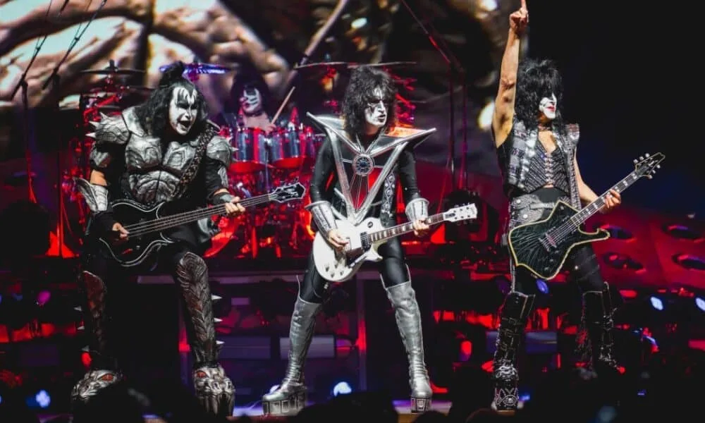 ace-frehley,-kiss-guitarist,-on-life-support-after-brain-bleed-from-studio-fall-in-2025