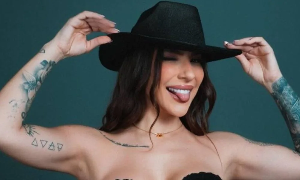 briga-entre-martina-sanzi-e-tamires-assis-em-a-fazenda-17-envolve-spray-e-creme-na-sede-rural