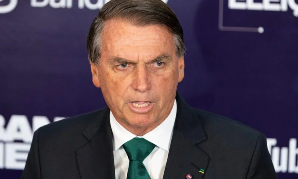 moraes-libera-convidados-para-aniversario-de-15-anos-de-laura-bolsonaro-em-residencia-de-ex-presidente