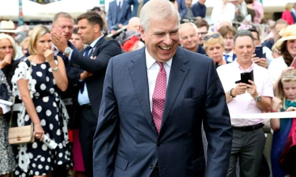 principe-andrew-renuncia-a-titulos-reais-apos-polemicas-e-acordo-judicial-nos-eua