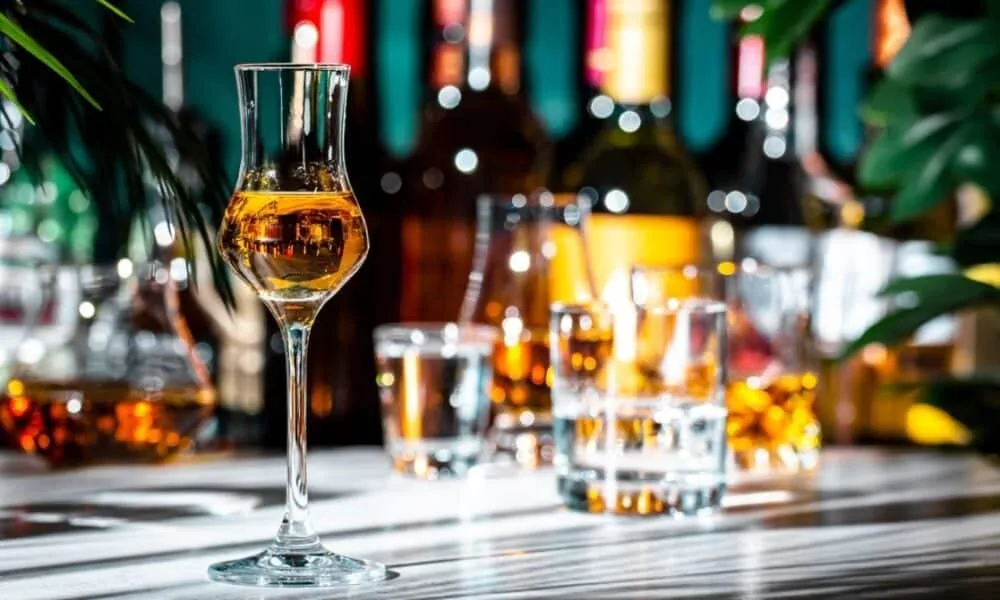 esquema-de-metanol-em-etanol-de-postos-do-abc-leva-a-6-mortes-por-bebidas-falsificadas-em-sao-paulo