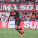 yuri-celebra-primeiro-gol-como-profissional:-“estou-muito-feliz-por-ter-sido-em-um-classico”