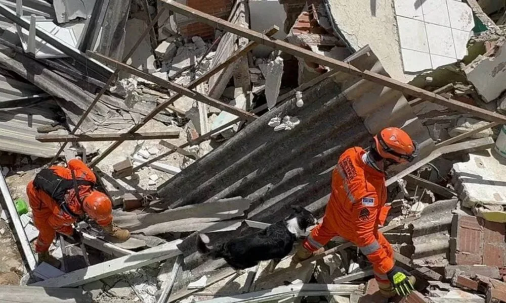 explosao-destroi-casas-em-olinda,-mata-dois-e-fere-nove;-buscas-por-idosa-continuam-sob-escombros