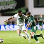 goias-perde-para-a-chapecoense-e-termina-rodada-fora-o-g-4