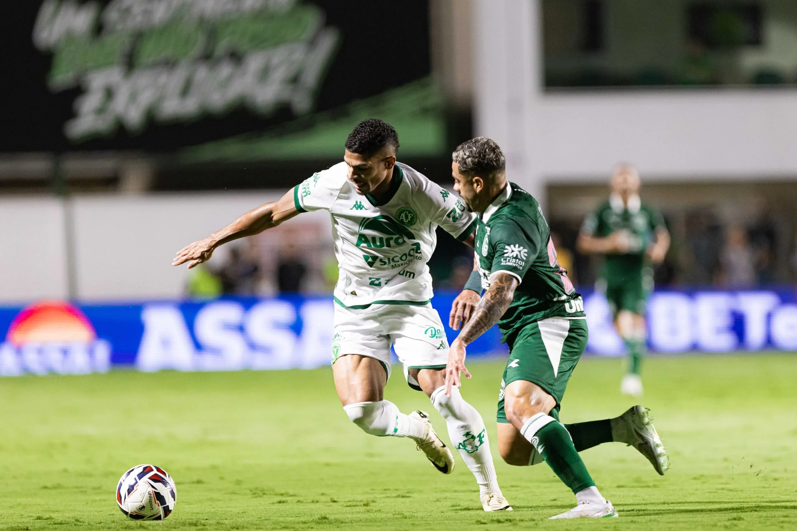 goias-perde-para-a-chapecoense-e-termina-rodada-fora-o-g-4