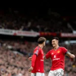 consorcio-dos-emirados-arabes-quer-comprar-o-manchester-united-e-busca-apoio-de-david-beckham