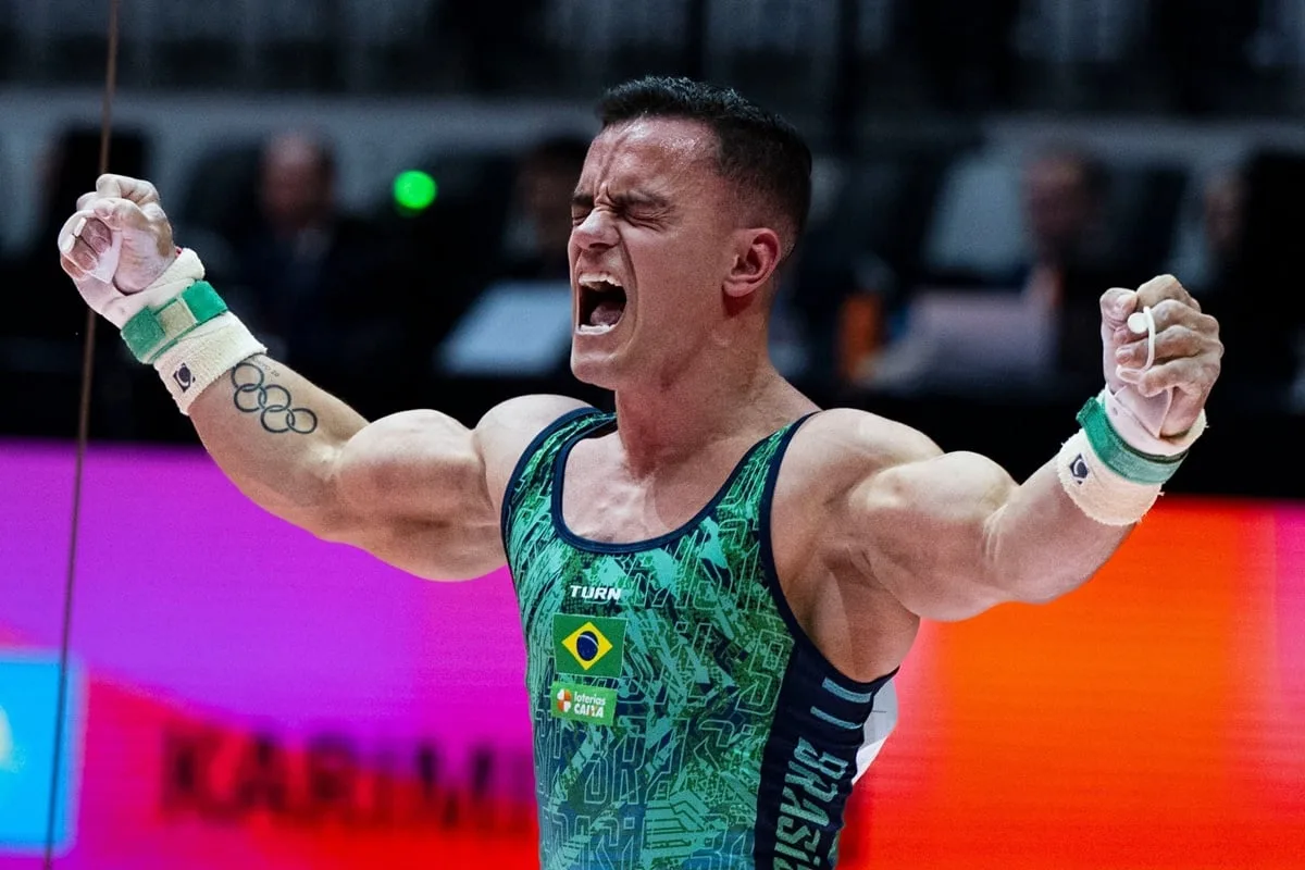 ginastica-artistica:-brasil-avanca-a-duas-finais-masculinas-no-mundial
