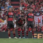 atletico-goianiense-traz-de-volta-o-estilo-classico-em-seu-novo-quarto-uniforme