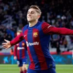 barcelona-e-psg-brilham-com-goleadas-de-6-1-e-7-2-com-direito-a-hat-trick-de-fermin-lopez-nesta-terca-feira-agitada-da-champions-league