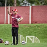 umberto-louzer-quer-um-vila-nova-mais-equilibrado-e-ambicioso-na-sequencia-da-serie-b